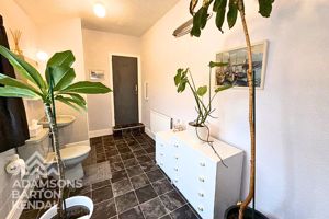 Photo 17- click for photo gallery